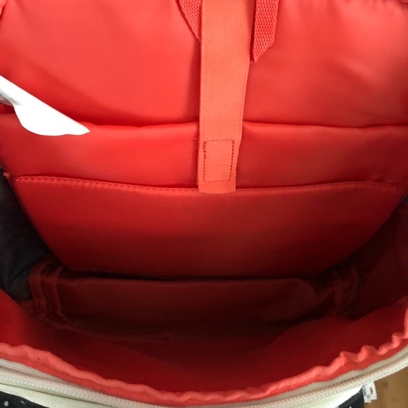 Backpack - Picture 4 of 4